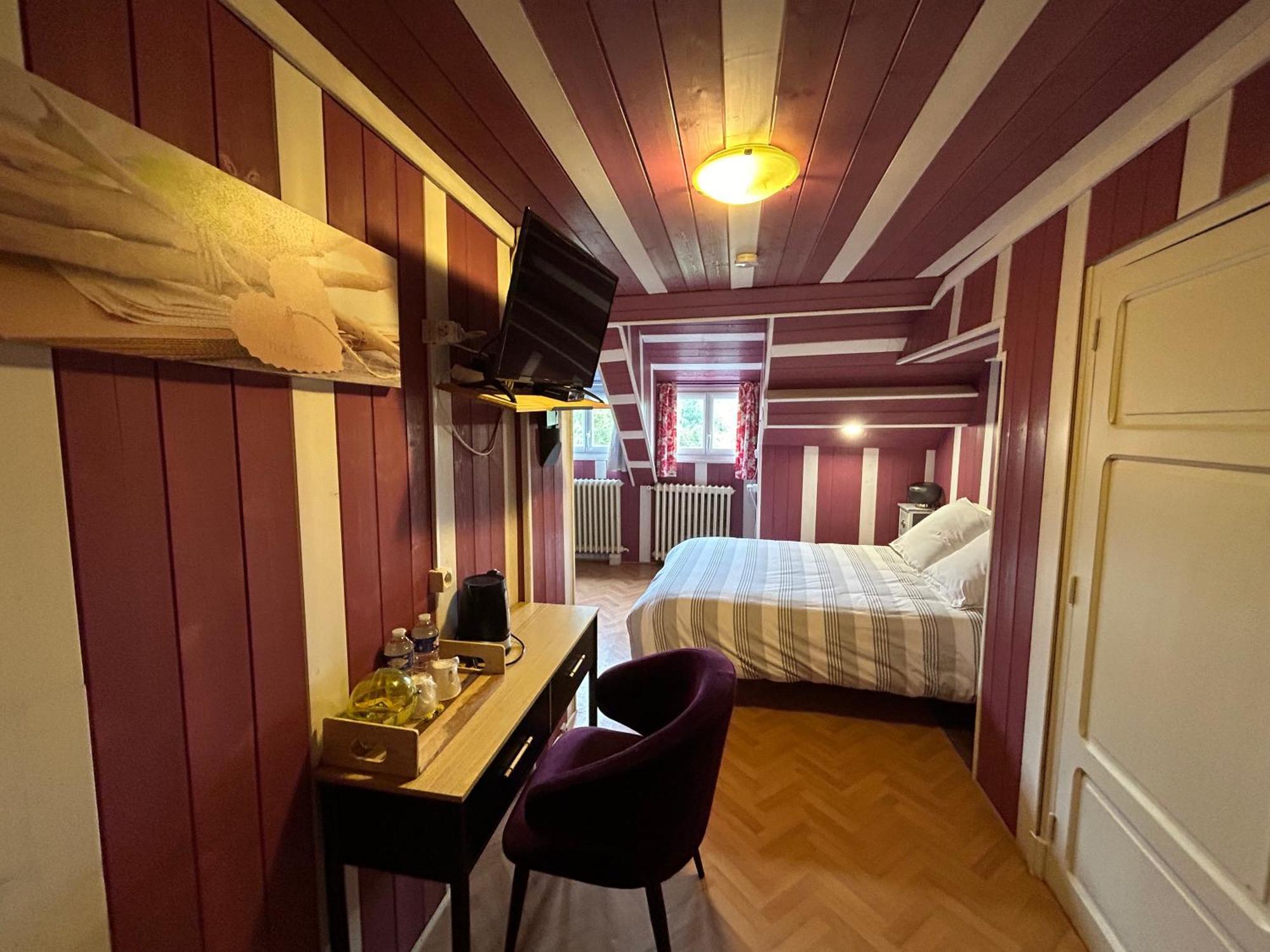 Chambres D'Hotes La Cheminee Tardets-Sorholus Exterior photo