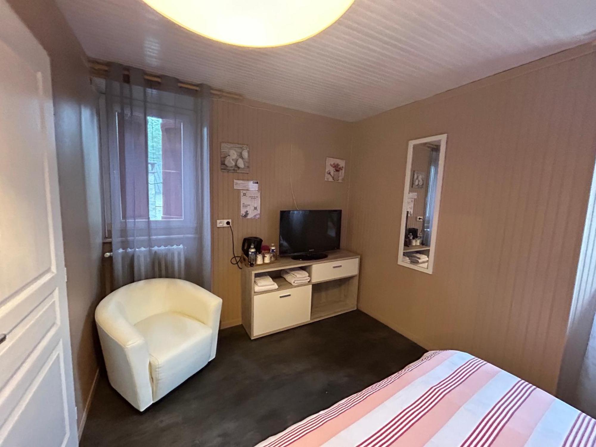 Chambres D'Hotes La Cheminee Tardets-Sorholus Exterior photo